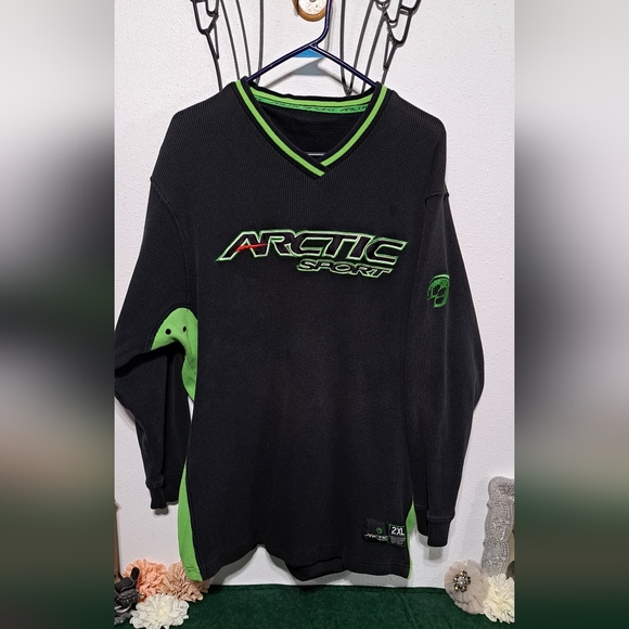 Arctic Sport Black and Green Heavy Thermal shirt - Picture 1 of 4